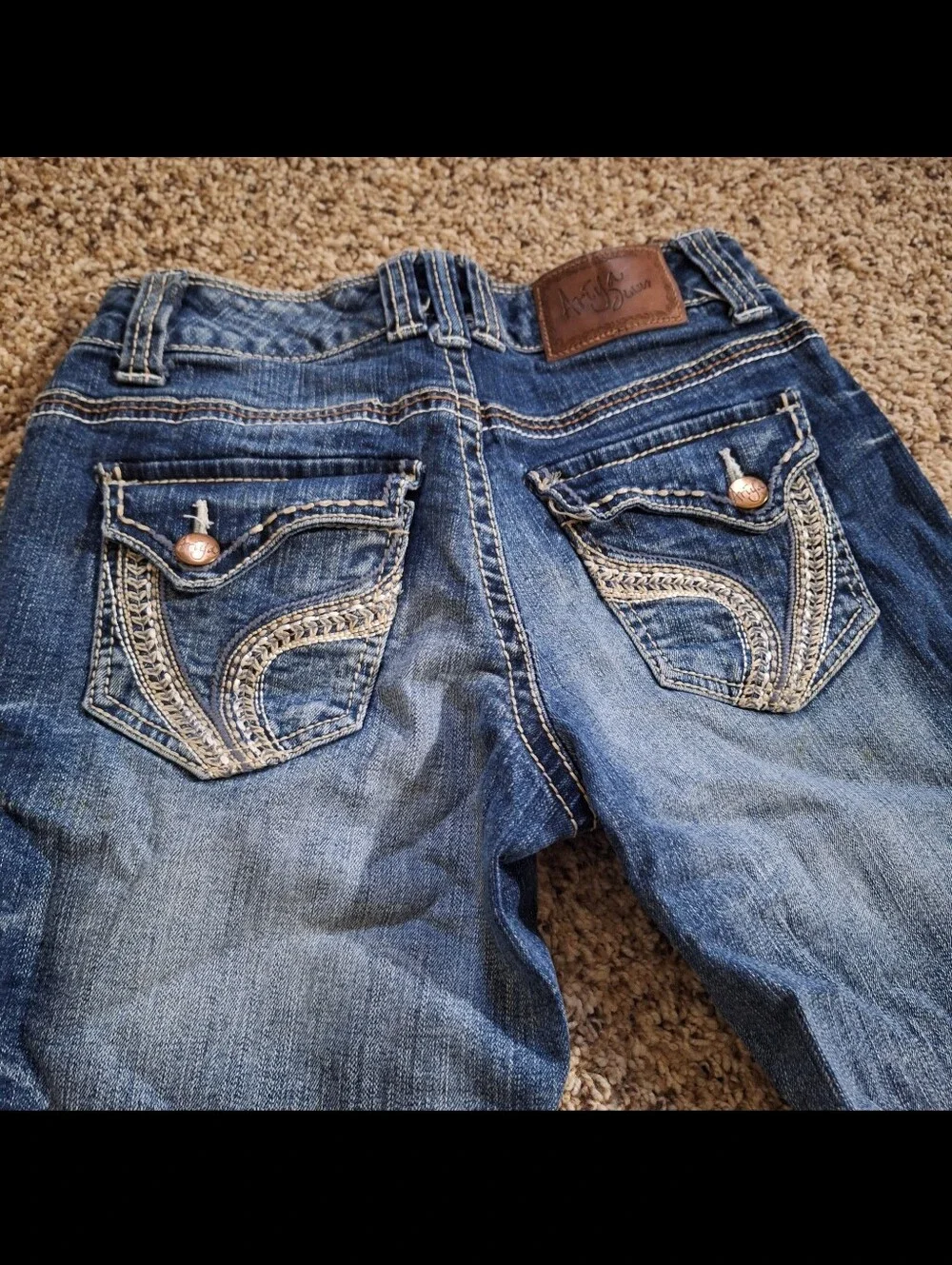 Ariya Low Rise Bermuda Denim Shorts Size 0 Y2K Flap Pocket Jorts 25 Waist